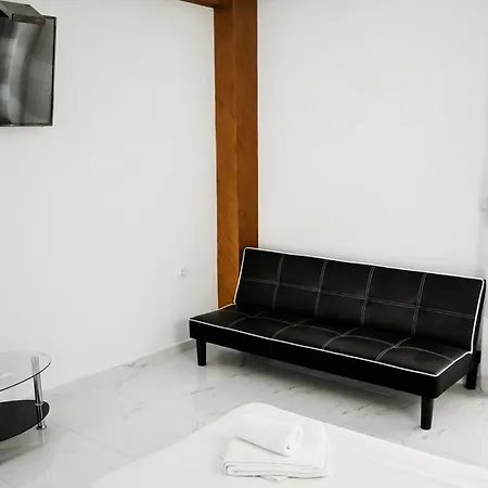 Sonja Apartament Néoi Epivátai